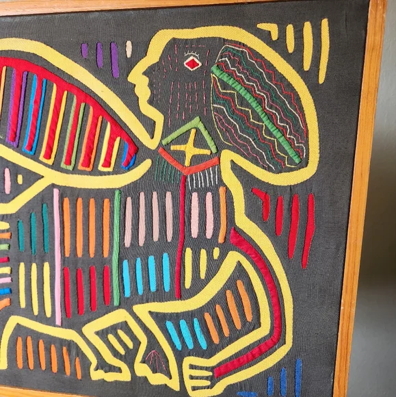 1970s Vintage Kuna Mola Folk Lore Framed Textile - Picture 3 of 8